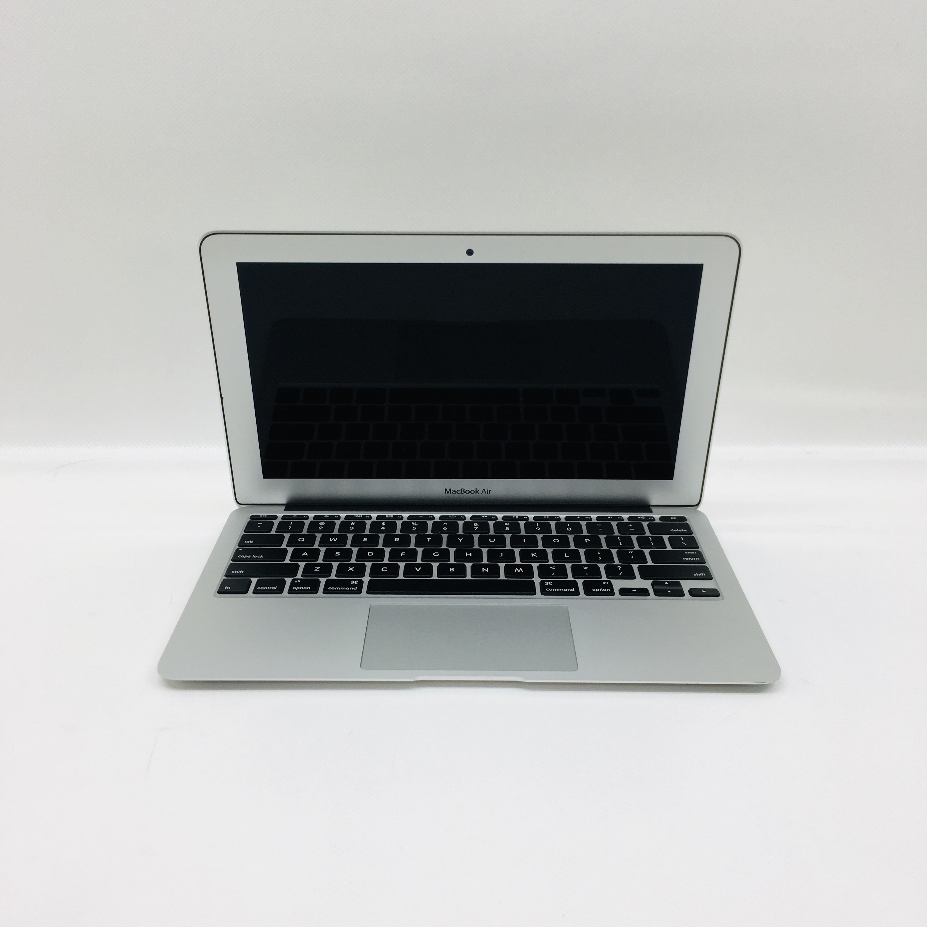 MacBook Air 11" Early 2015 (Intel Core i5 1.6 GHz 4 GB RAM 128 GB SSD), Intel Core i5 1.6 GHz, 4 GB RAM, 128 GB SSD, image 1